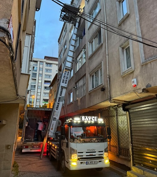 Sütlüce Asansör Kiralama Firması